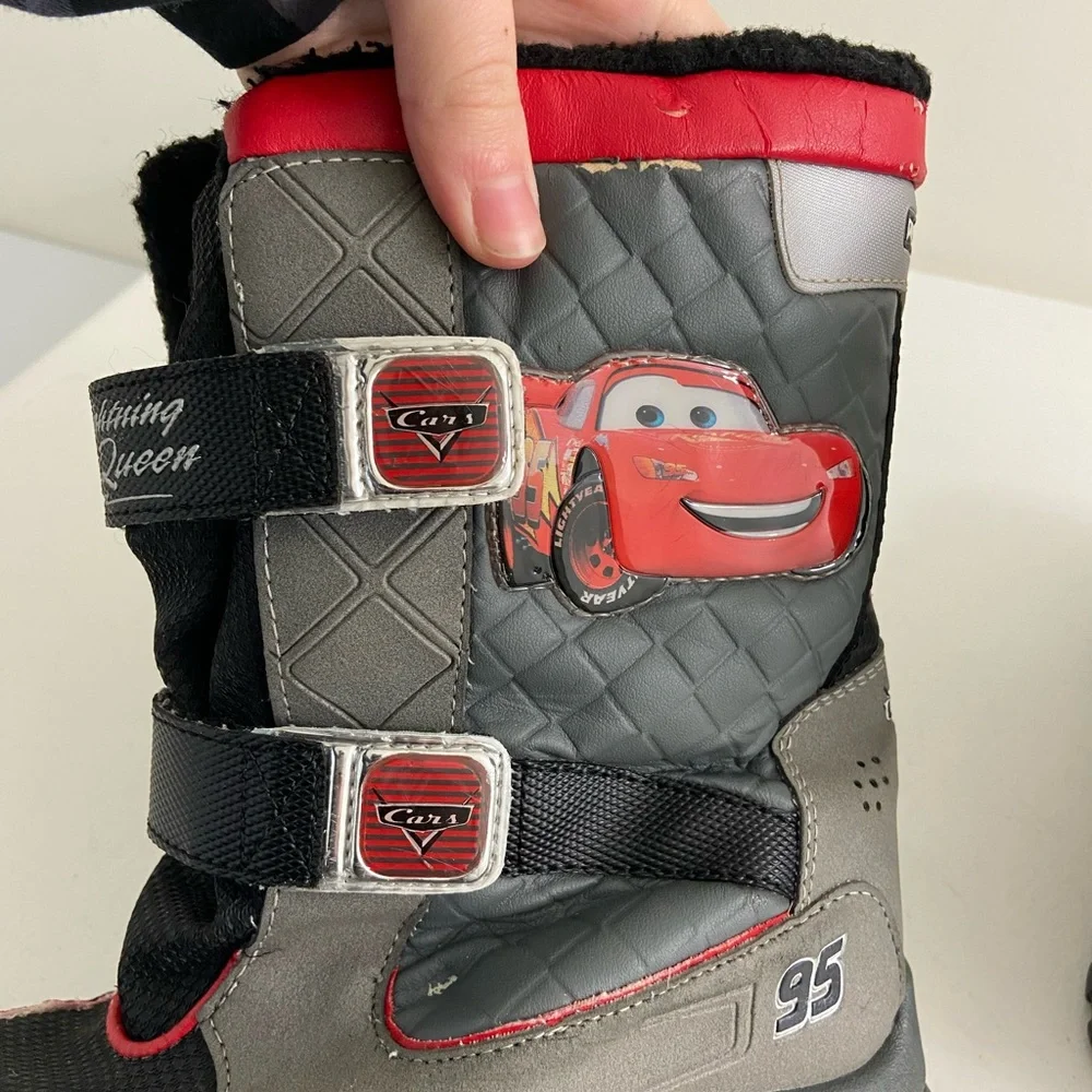 Cars Boy’s‎ lightning McQueen insulated Velcro snow boots size 3
